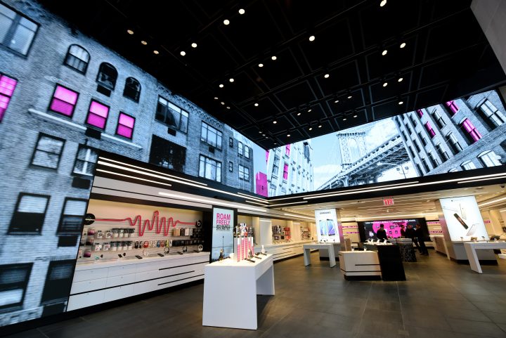 Apertura de la tienda T-Mobile en Times Square, miércoles 27 de enero de 2016.