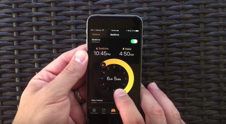 Cómo usar la alarma para dormir del iPhone