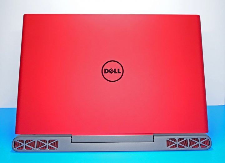 El Dell Inspiron 15 7000 parece parte de un portátil para juegos.