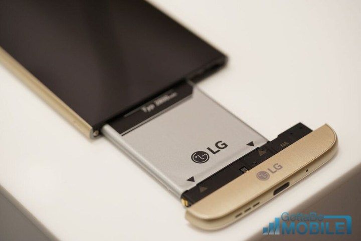 El LG G5 tiene una batería extraíble y reemplazable 