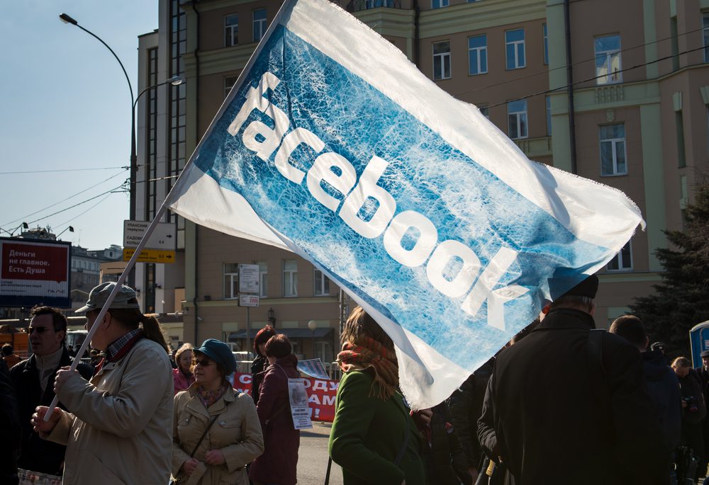 Cómo bloquear publicaciones políticas en Facebook y sobrevivir a 2017