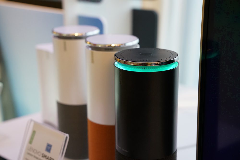 Lenovo Smart Assistant tiene justo lo que los compradores de Amazon Echo anhelan