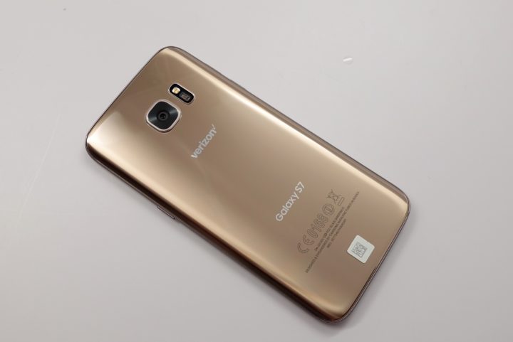 El Samsung Galaxy S7 es el mejor teléfono inteligente para el usuario promedio.