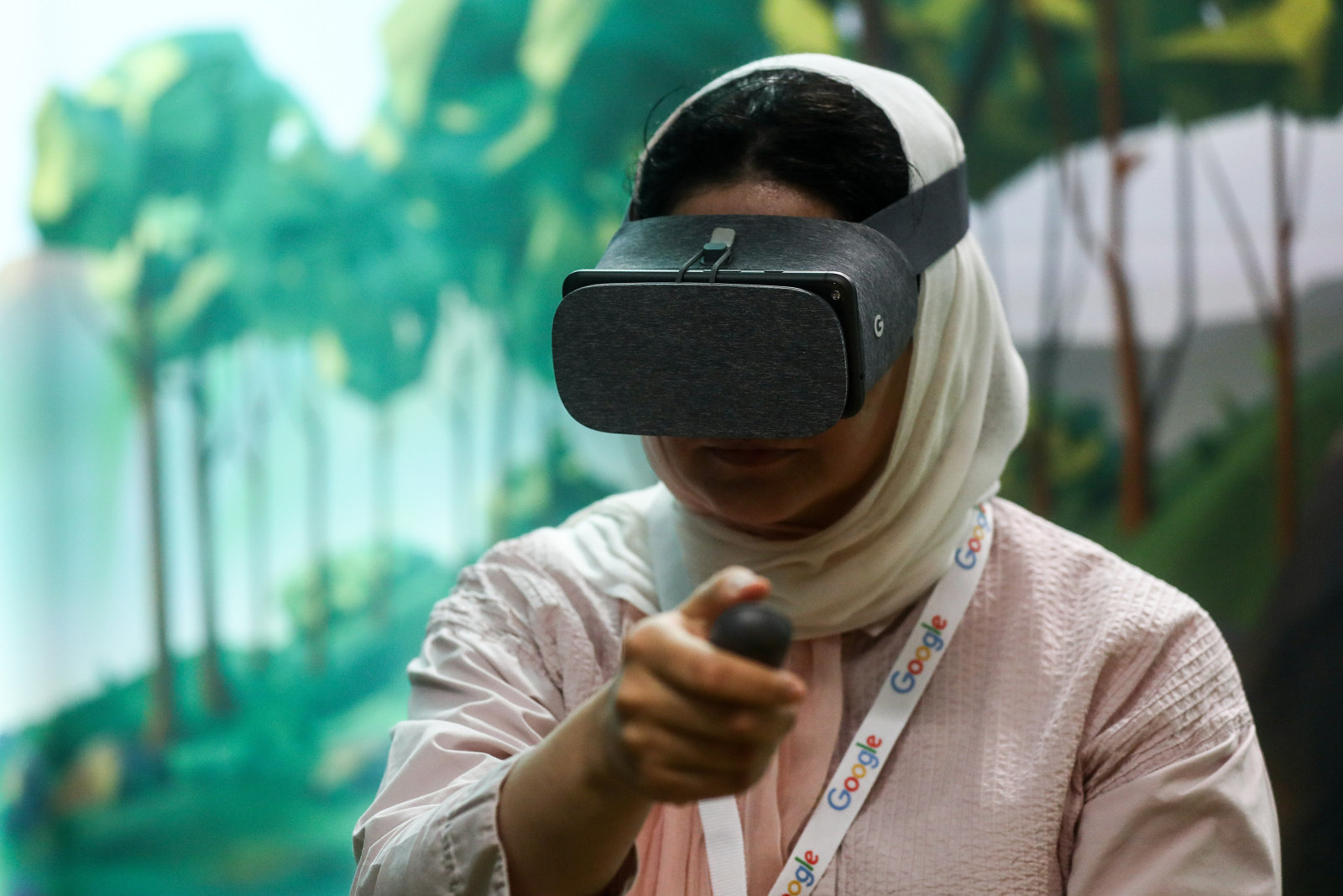 Google anuncia un nuevo formato de contenido de realidad virtual para compartir videos llamado VR180