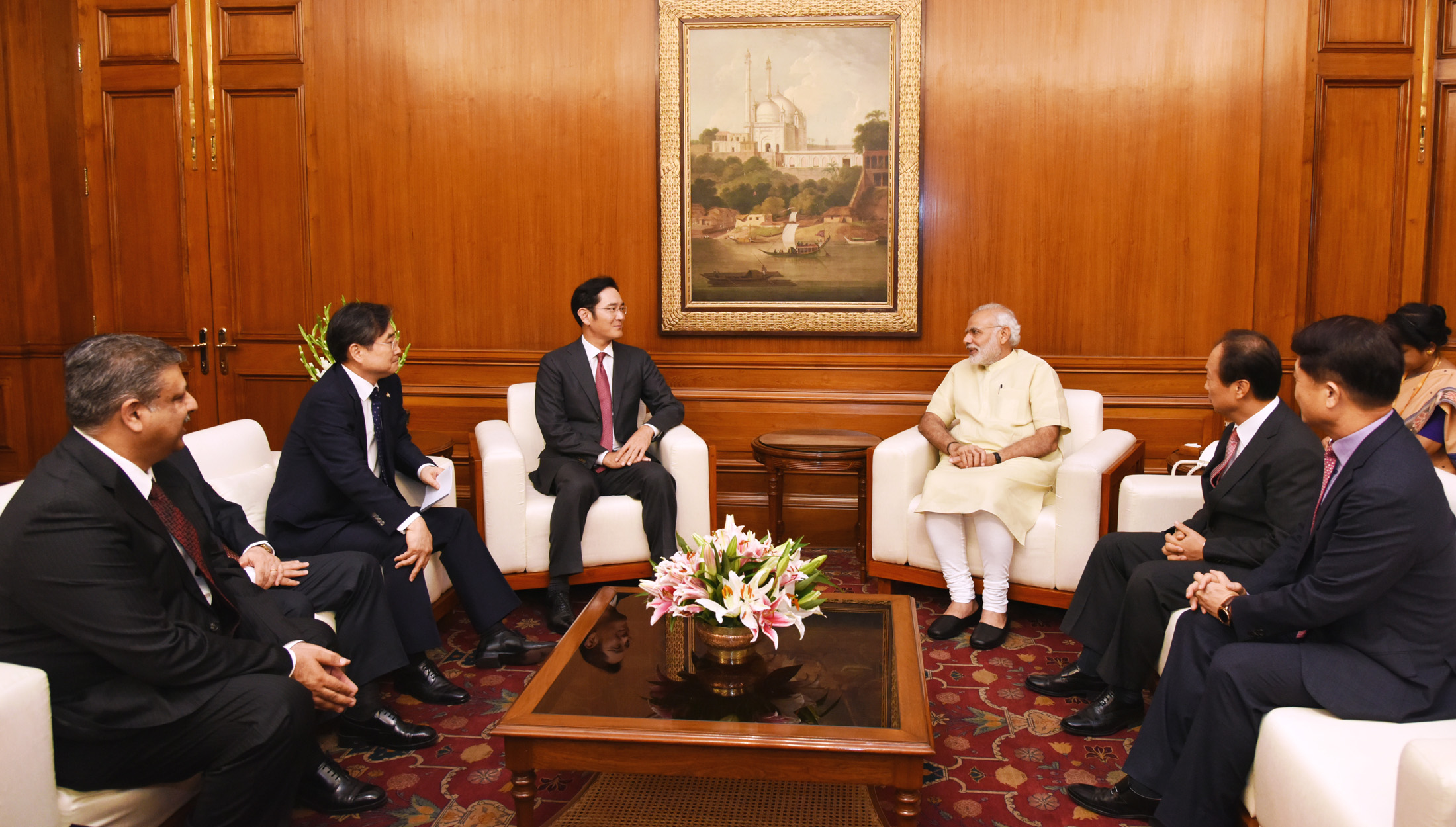 El vicepresidente de Samsung Electronics, Sr. Jay Y. Lee, visita al primer ministro, Shri Narendra Modi, en Nueva Delhi el 15 de septiembre de 2016