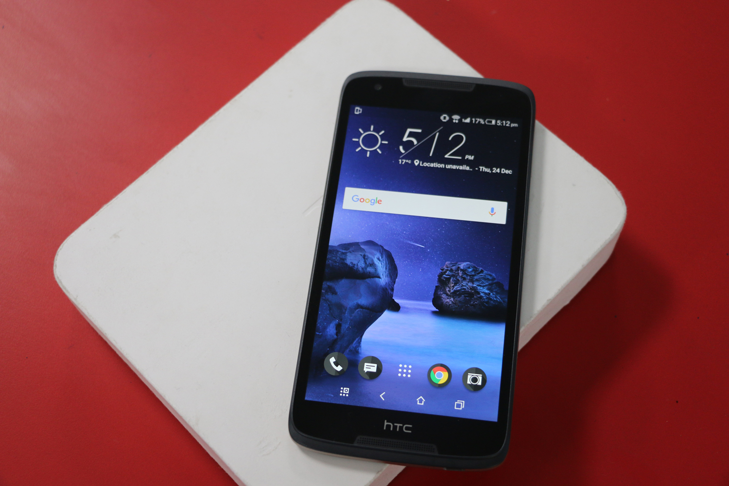 Revisión de HTC Desire 828 Dual: un teléfono que crece en ti