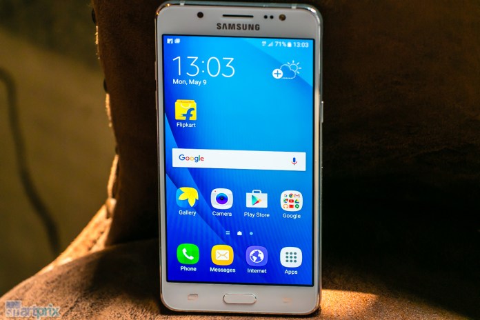 Samsung-Galaxy-J5- (2016) -en-India - 1