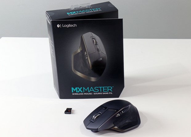 Caja y mouse Logictech MX Master