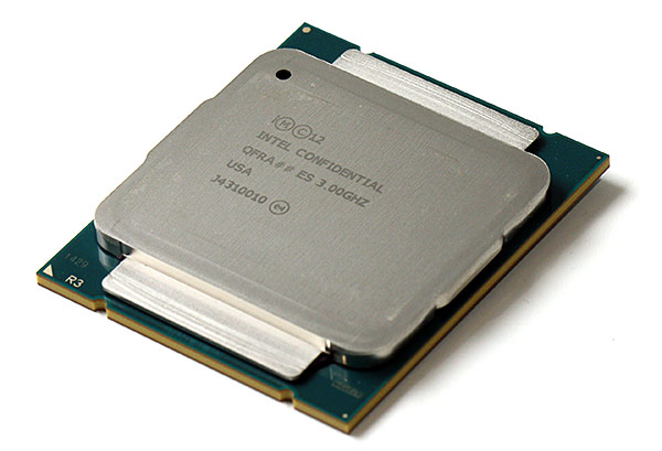 Core-i7 Haswell-E Engineering Sample