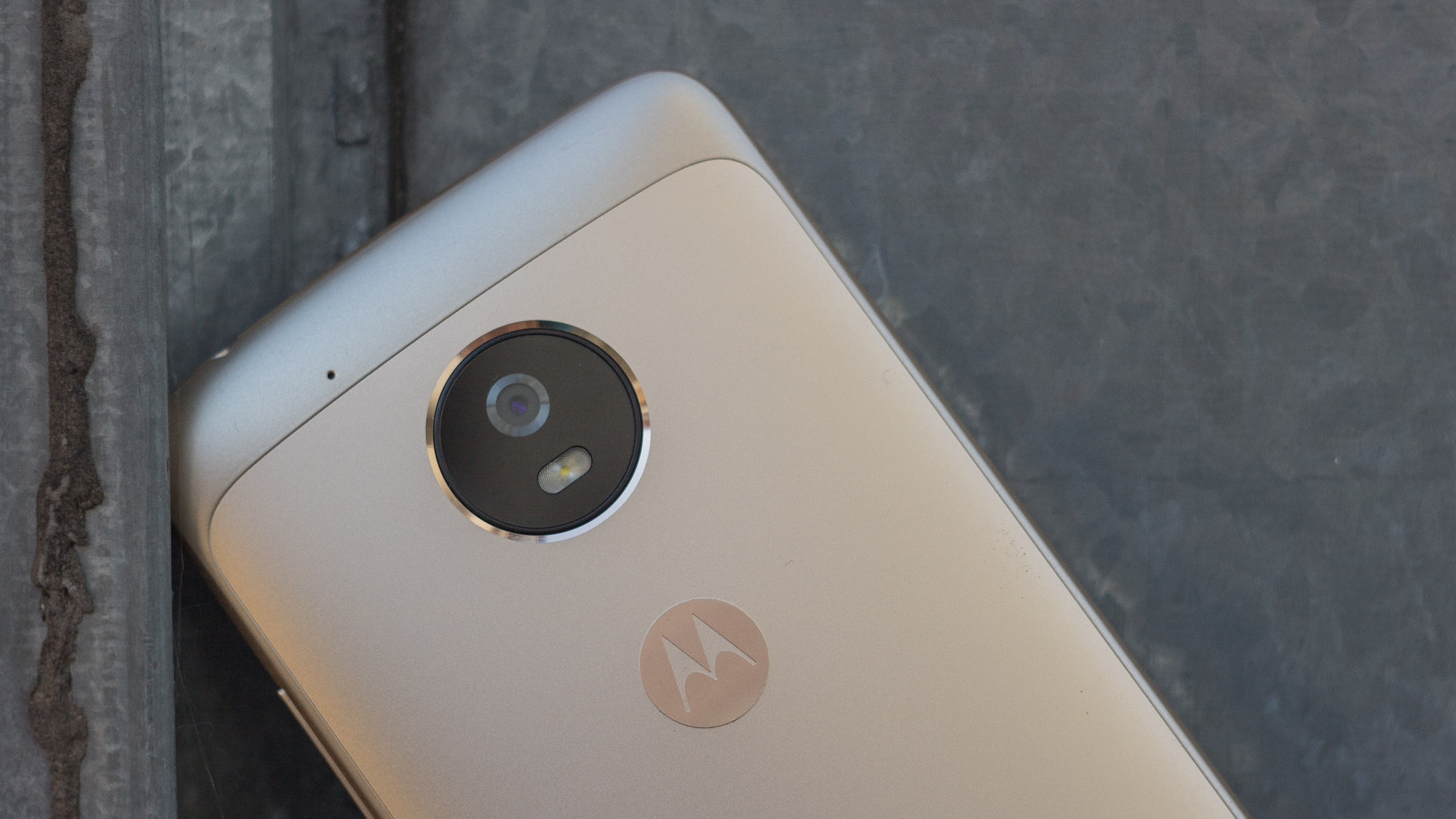 Revisión de Moto G5: un teléfono de presupuesto sólido por solo £ 79 en este momento