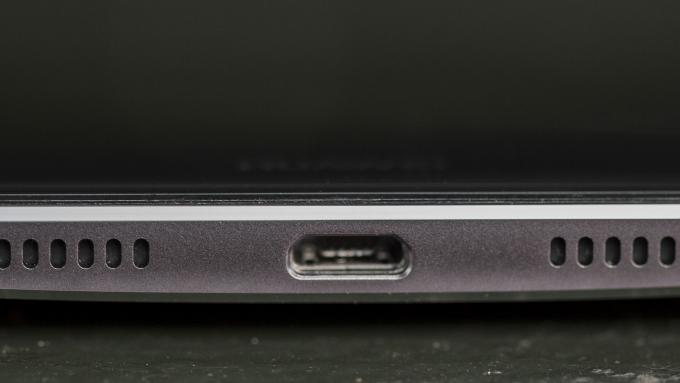 Huawei Mate S Micro USB-poort