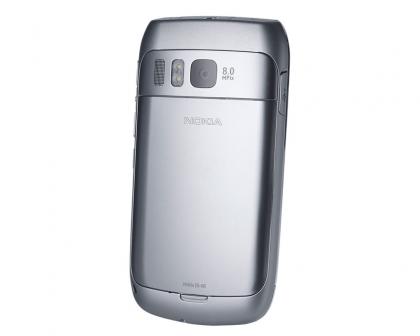 Nokia E6-00 espalda
