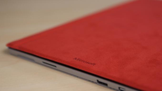 La cubierta suave al tacto de Surface Pro 4