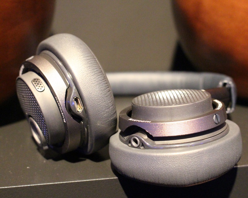 Los auriculares Philips Fidelio M1BT obtienen aptX Bluetooth