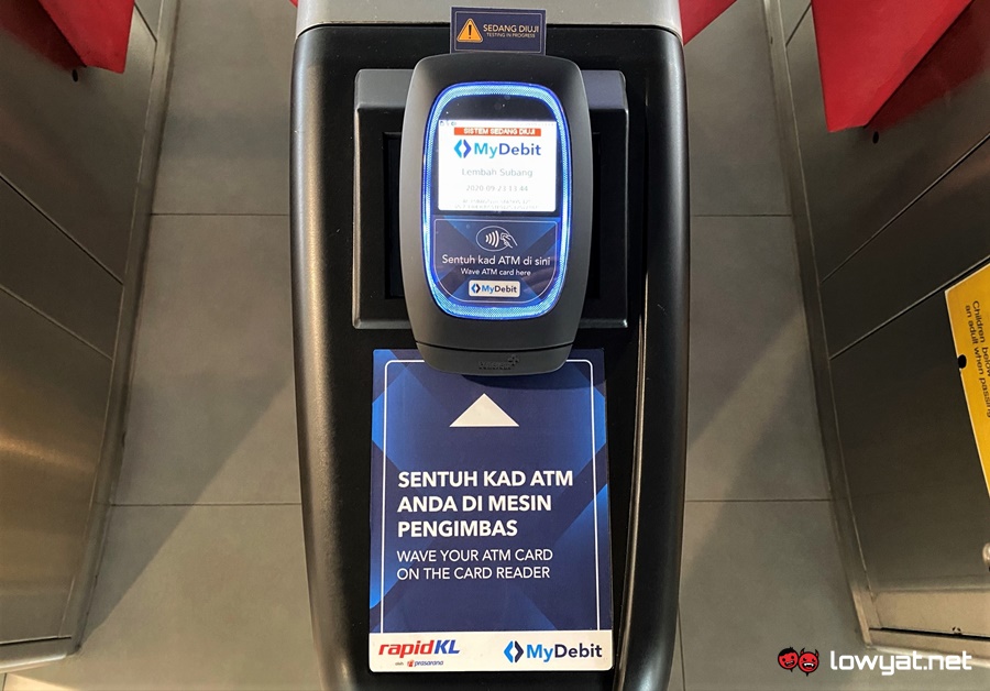 Rapid KL y PayNet instalan lectores de tarjetas de débito en las estaciones LRT;  Prueba próximamente
