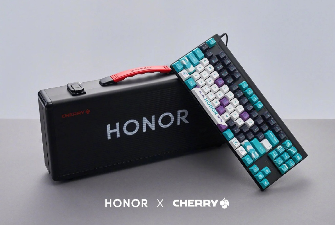 Honor And Cherry lanza un nuevo teclado mecánico