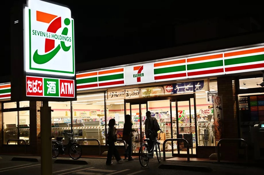 Hackers robaron JPY55 millones a través de la aplicación móvil 7-Eleven Japan
