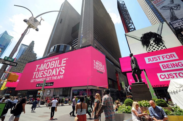 El CEO John Legere anuncia Un-carrier 11, T-Mobile Tuesday