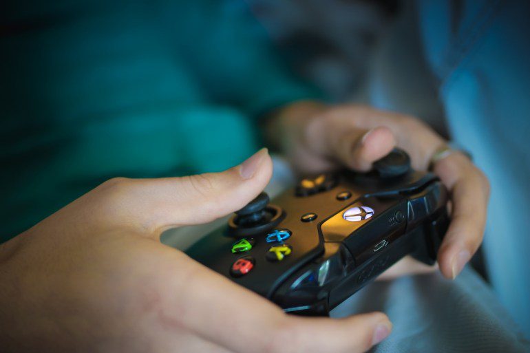 Cómo emparejar el controlador Xbox y PS4 a su dispositivo Android