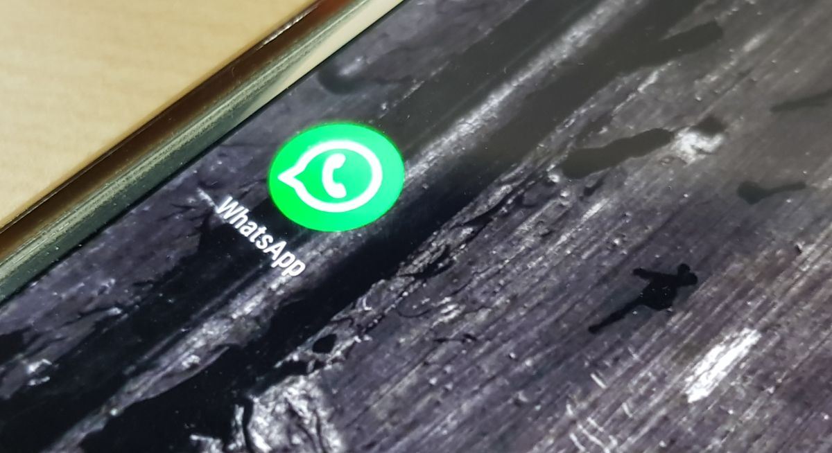 WhatsApp para brindar a los usuarios un mejor control al ser invitados a grupos