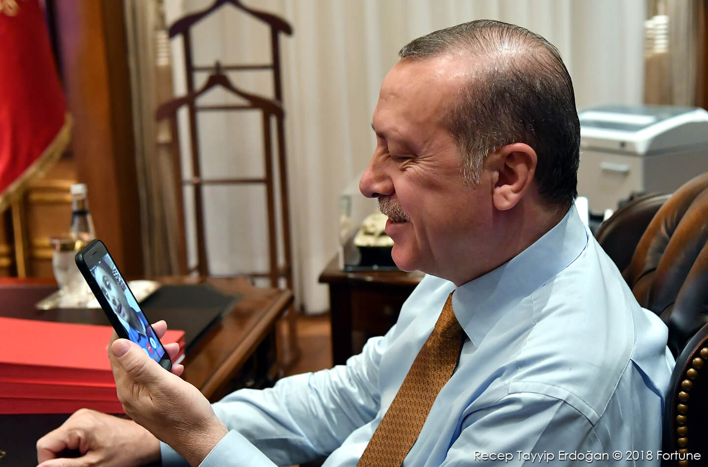El teléfono inteligente Vestel que Erdogan quiere que los ciudadanos turcos compren