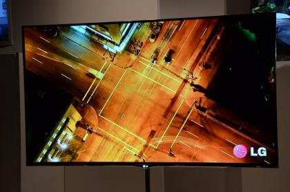 LG 55in OLED TV frontal