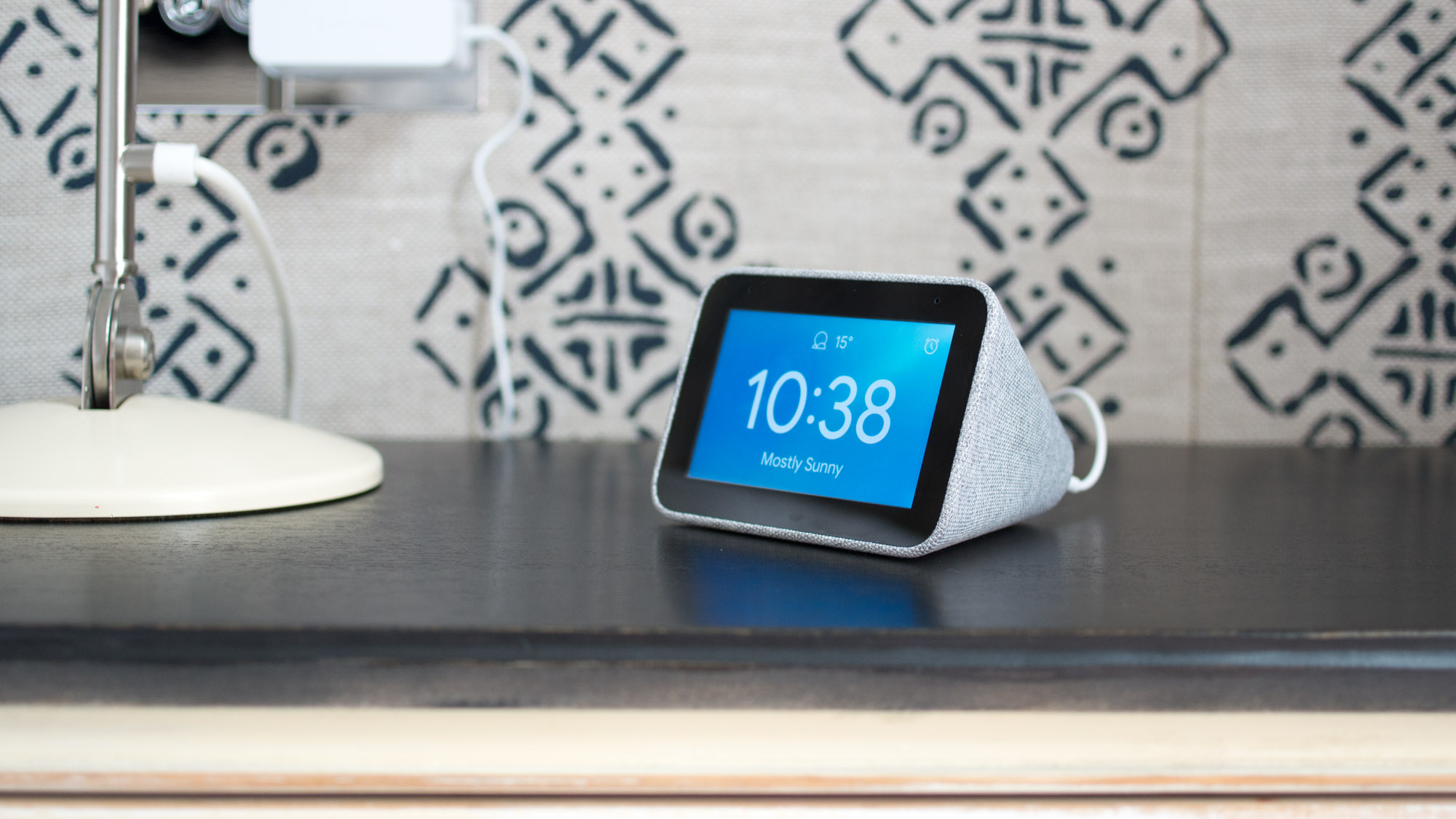 Lenovo Smart Clock: un magnífico reloj despertador con asistente de Google