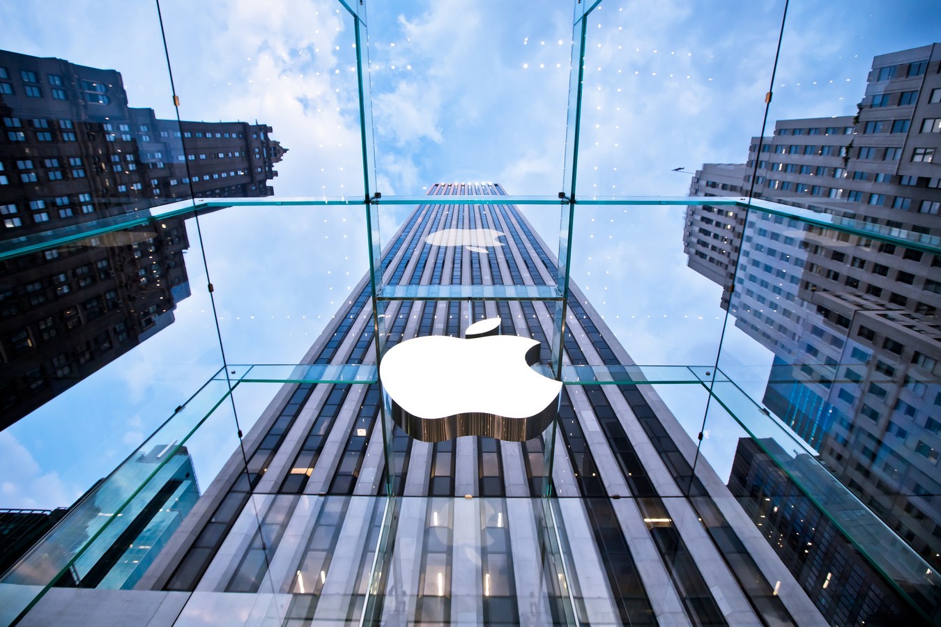 Los piratas de software piratean aplicaciones de iPhone para evitar la tienda de aplicaciones utilizando certificados digitales de Apple