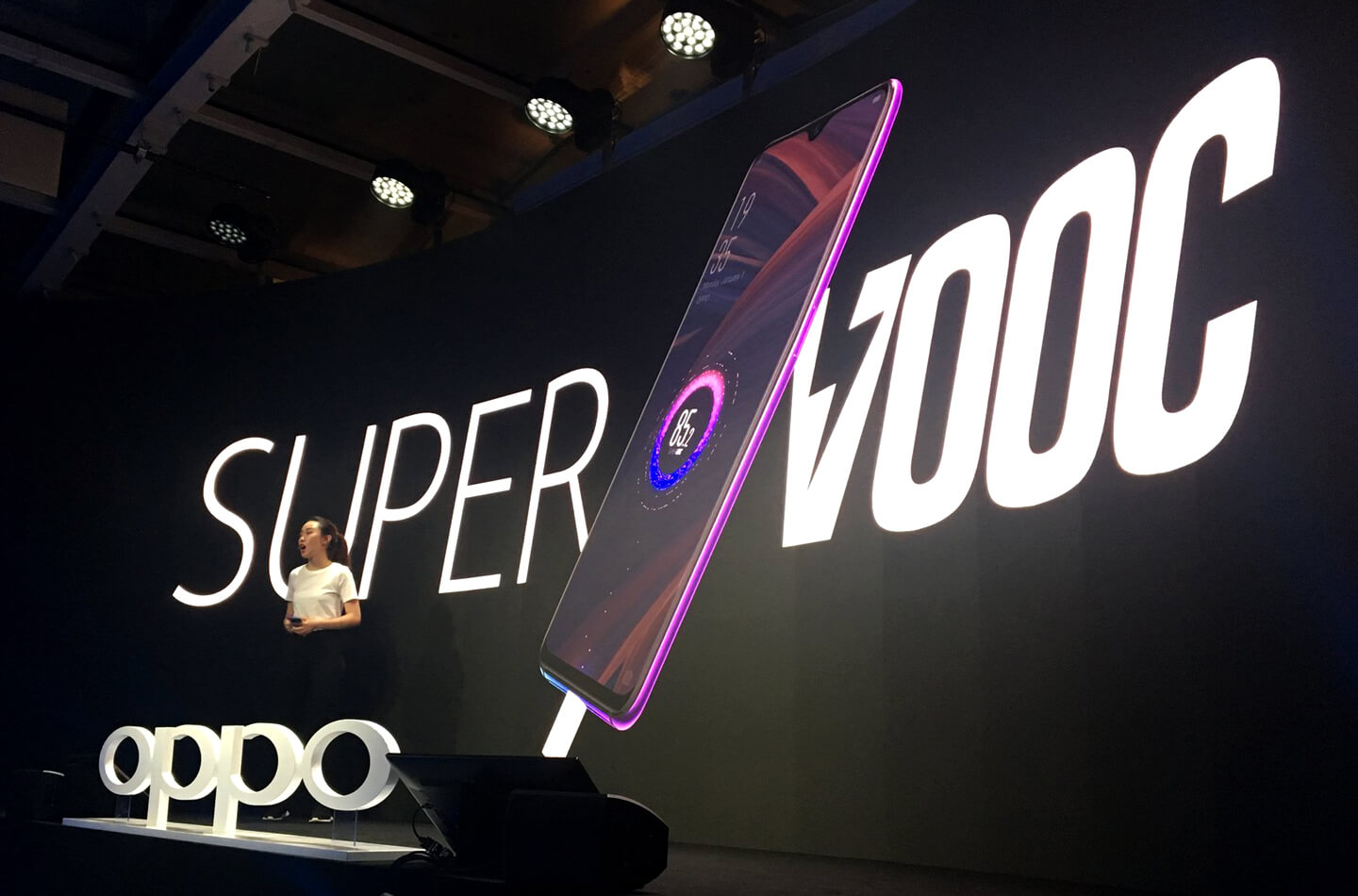 Oppo y su tecnología de carga flash SuperVOOC 2.0 de 65 W