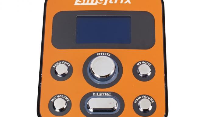 La unidad de efectos Singtrix le permite elegir entre más de 300 efectos vocales, pero muchos son similares
