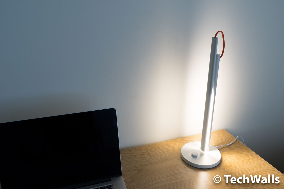 Revisión de la lámpara de escritorio LED inteligente Xiaomi Mijia: una lámpara conectada con diseño minimalista