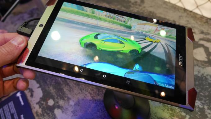 Acer Predator 8 tablet 2 inch