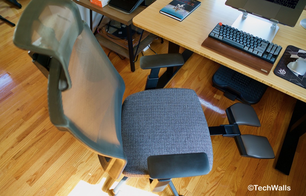 Revisión de silla de oficina ergonómica autónoma MyoChair: más barata con reposacabezas y reposapiernas incluidos