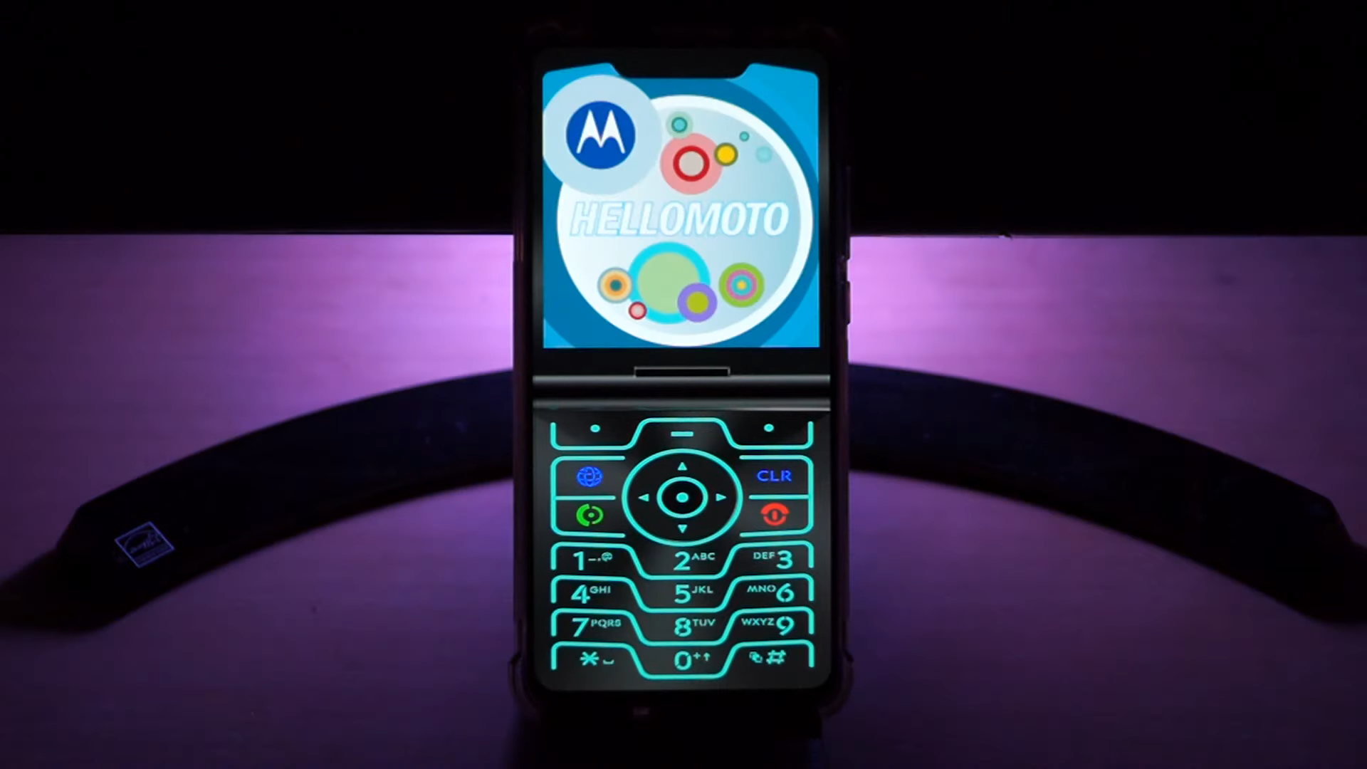 Revive la experiencia clásica de Motorola Razr con este lanzador descargable