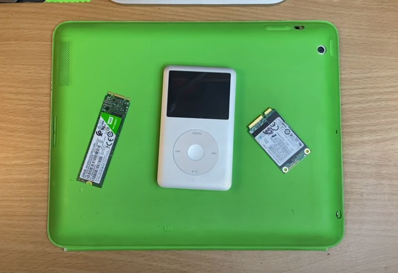 YouTuber actualiza el iPod Classic de Apple con SSD SATA M.2
