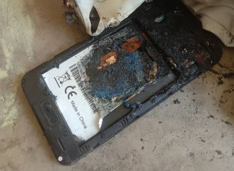 Another YTL Yes Altitude 3 Phone Catches Fire; Kind-Hearted Teacher Crowdfunds New Phone