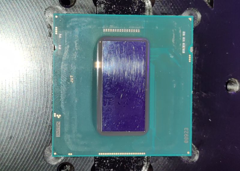 Images Of Delidded Intel Core i7-11700K Make Their Way Online