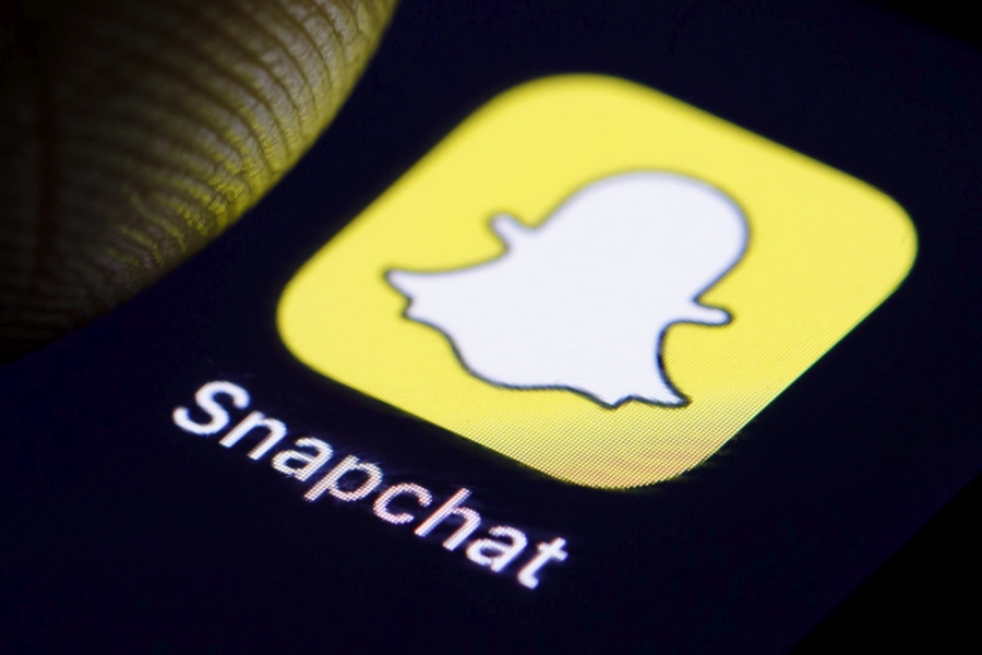Snapchat Allow Users To Share Content Outside Its Platform