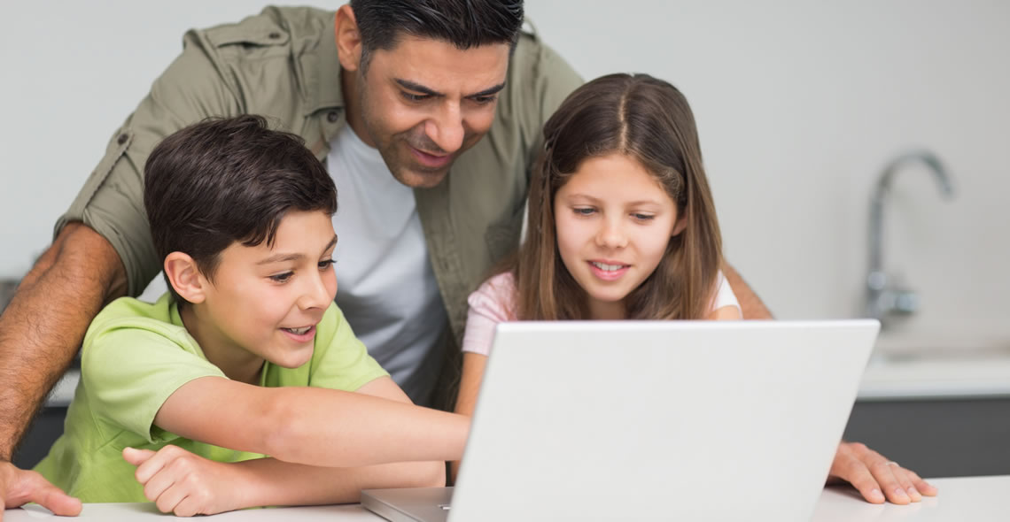 Consejos para mantener seguros a sus hijos en Internet (actualizado en 2021)