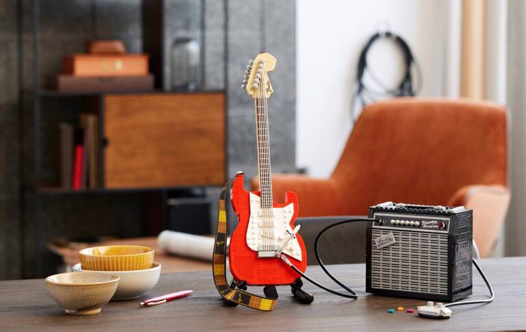 Compra el nuevo set LEGO Fender Stratocaster