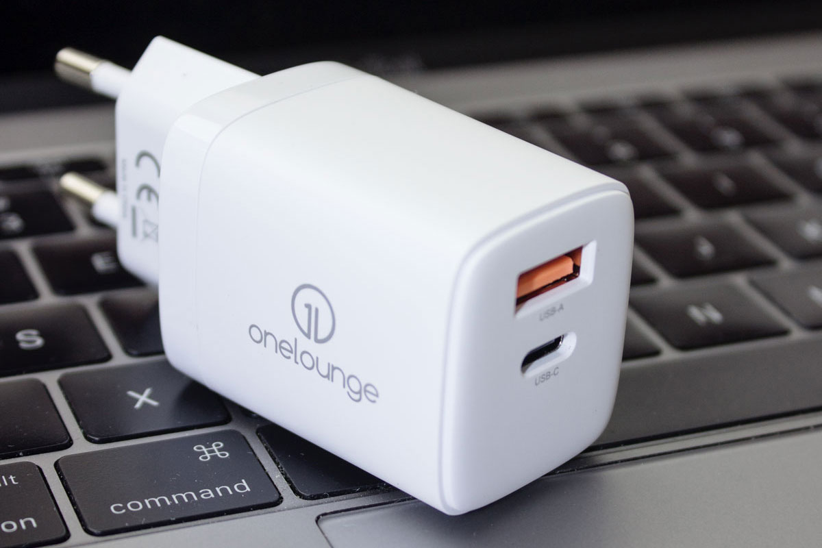 OneLounge 1 Power Charge