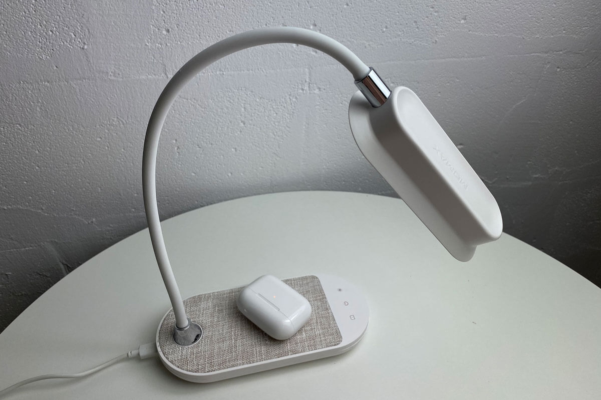 Momax Q. Led Flex Mini-bureaulamp Review met draadloos opladen