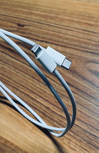 Foto filtrada del nuevo cable trenzado USB-C a Lightning para iPhone 12