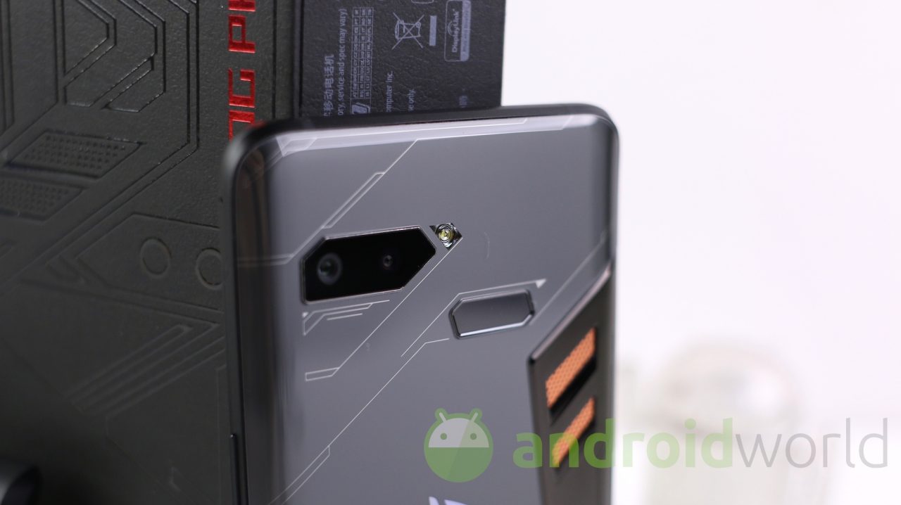 ASUS ROG Phone 2 è il primo smartphone al mondo col nuovissimo Qualcomm Snapdragon 855 Plus (video)