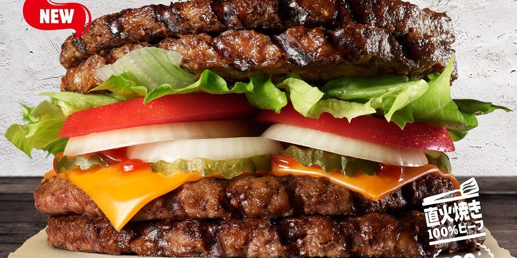 Burger King ha lanzado una hamburguesa extrema sin bollos por 1000 rublos