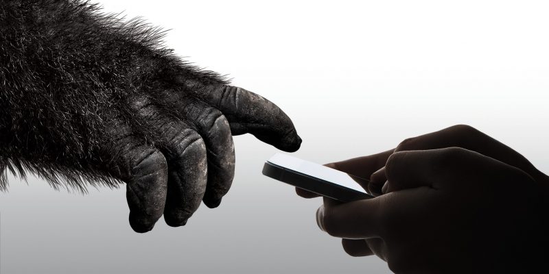 Corning svela Gorilla Glass Victus: due volte più resistente ai graffi e debutto su Galaxy Note 20 Ultra