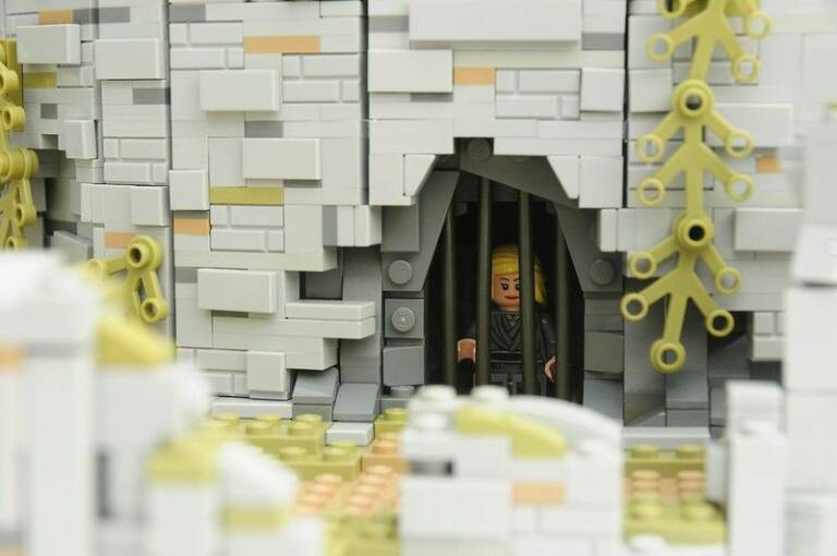 Dark Souls, un lugar histórico (y el demonio del refugio) se convierten en LEGO