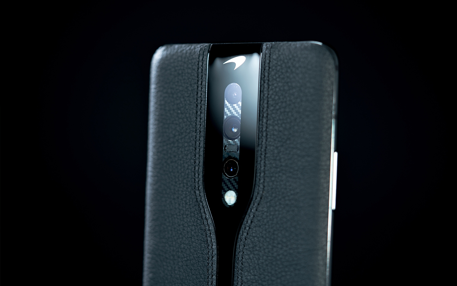 El próximo OnePlus podría estar cubierto de cuero, como el Concept One, que se muestra en una versión. "sigilo" (Foto)