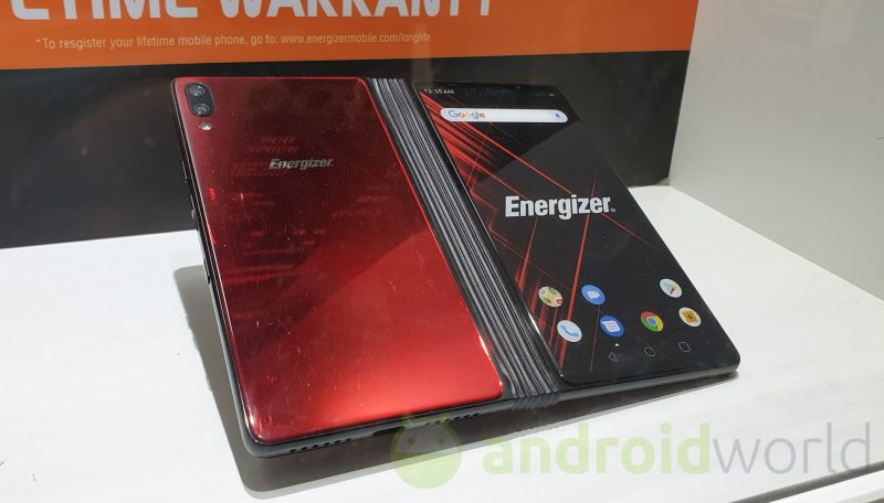 Energizer è impazzita: smartphone flessibile con Snapdragon 855 e 10.000 mAh di batteria (video &quot;anteprima&quot;)