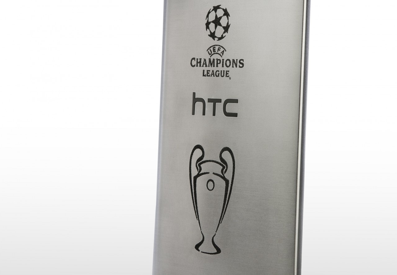 HTC presenta un'edizione limitata di One (M8) dedicata alla Champions League (foto)